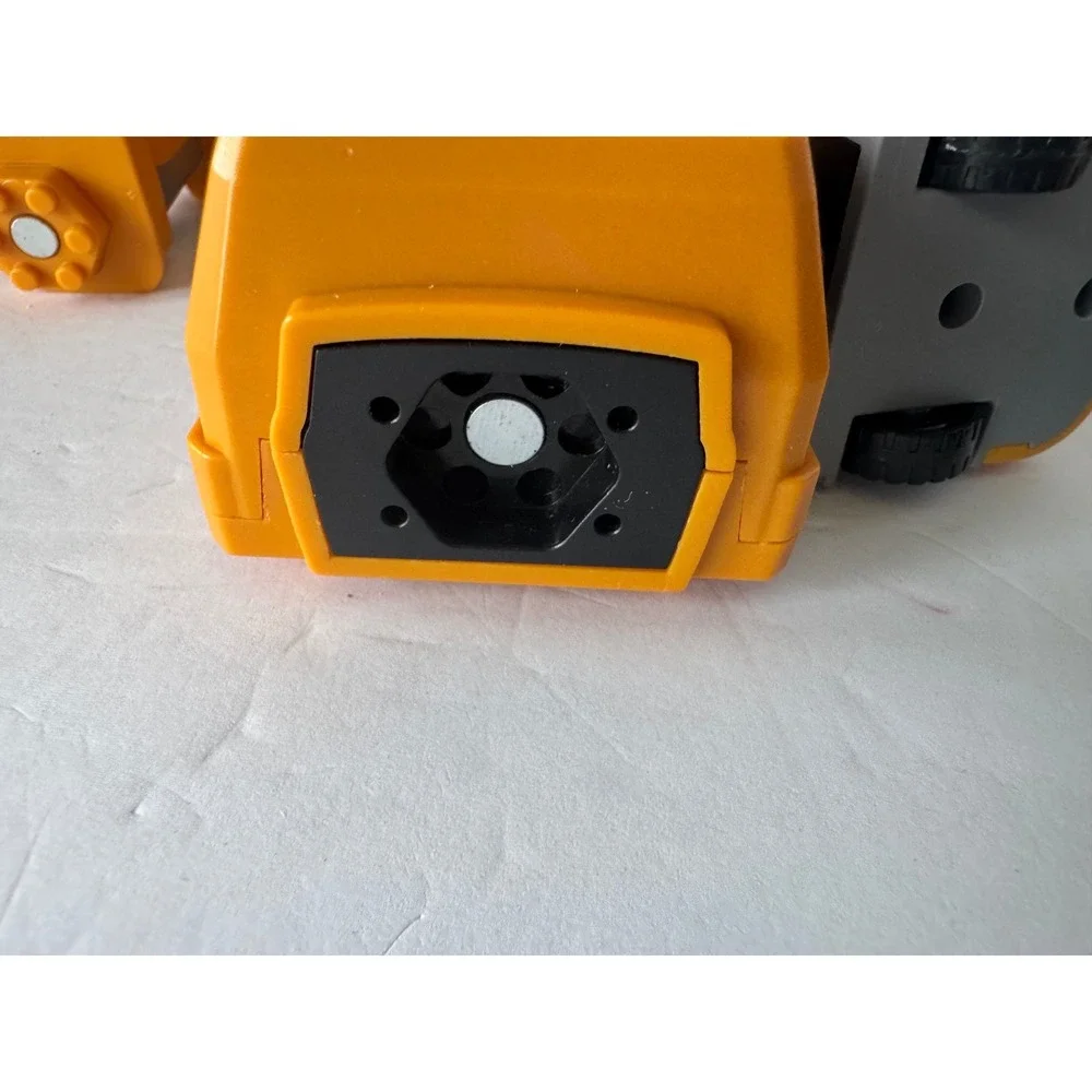 Magnetic Construction Vehicle Building Toy Set 20 Piece‎ Yellow Robot